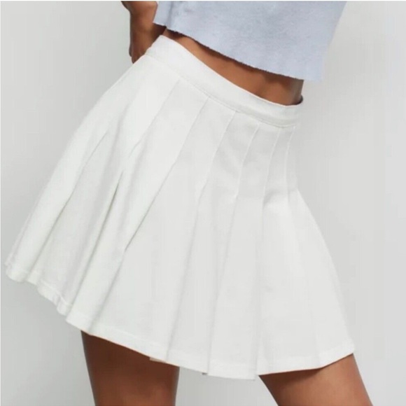 Urban Outfitters Dresses & Skirts - Urban Outfitters Tennis Skirt-Size Small